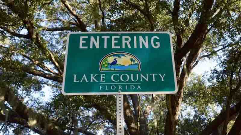 Lake county welcome sign